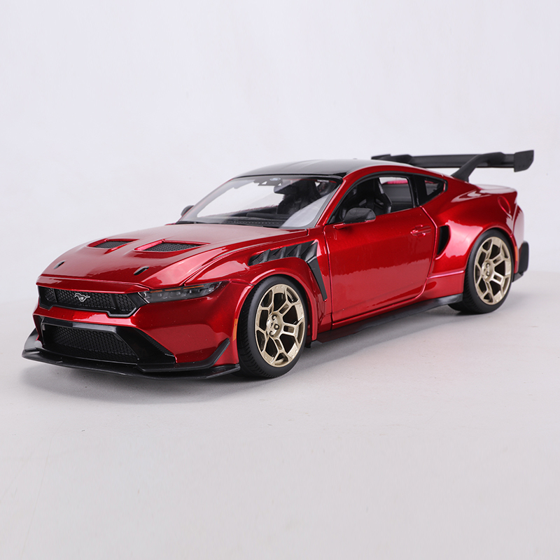 Model Kit Lamborghini - Voedsel 1:18 2025 Ford Mustang GTD