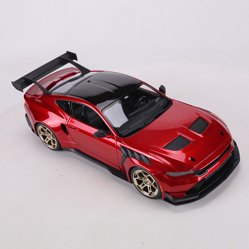 Voedsel 1:18 2025 Ford Mustang - Model Kit Lamborghini recensie en prijs